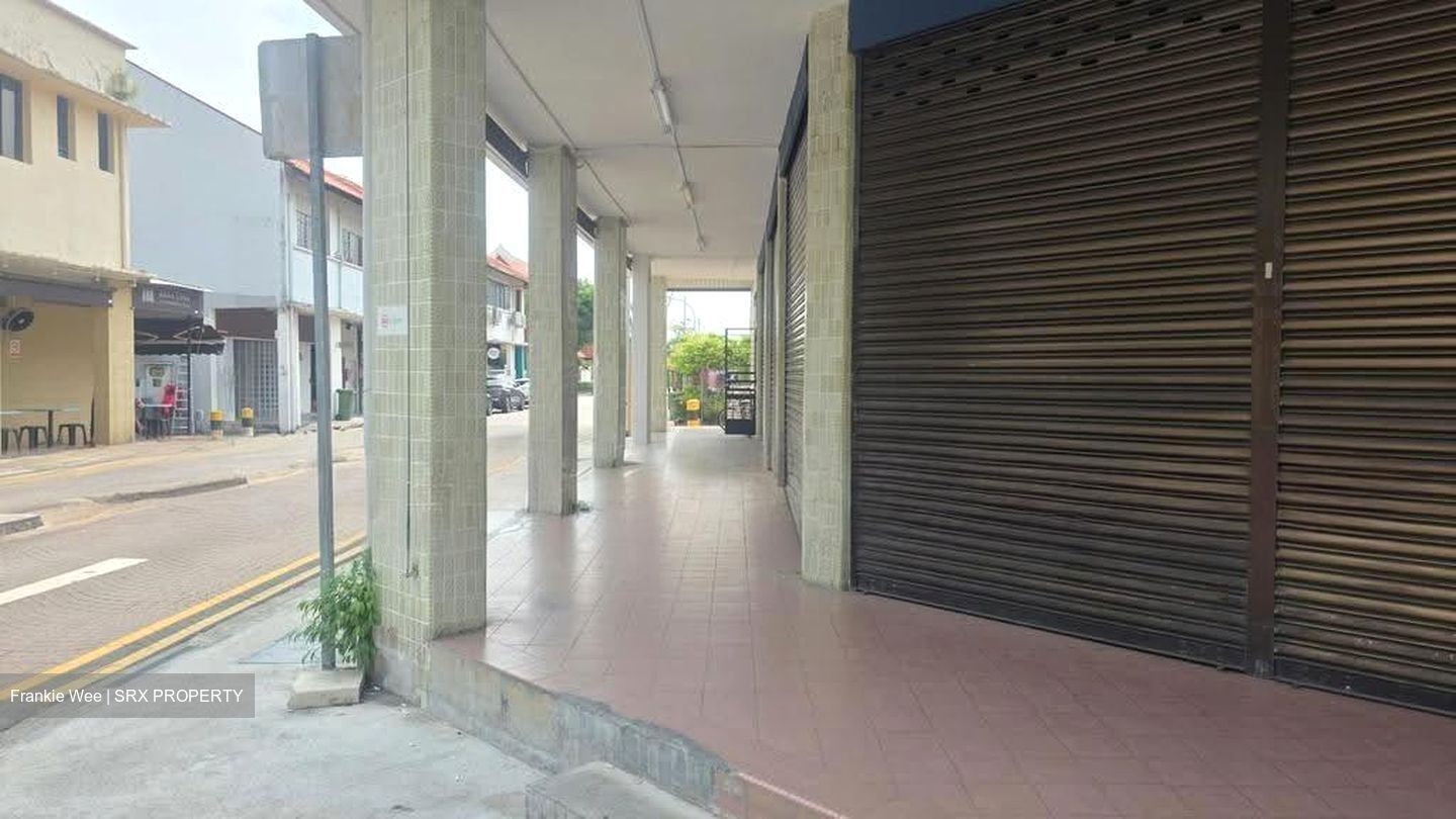 Sennett Estate (D13), Retail #621555961